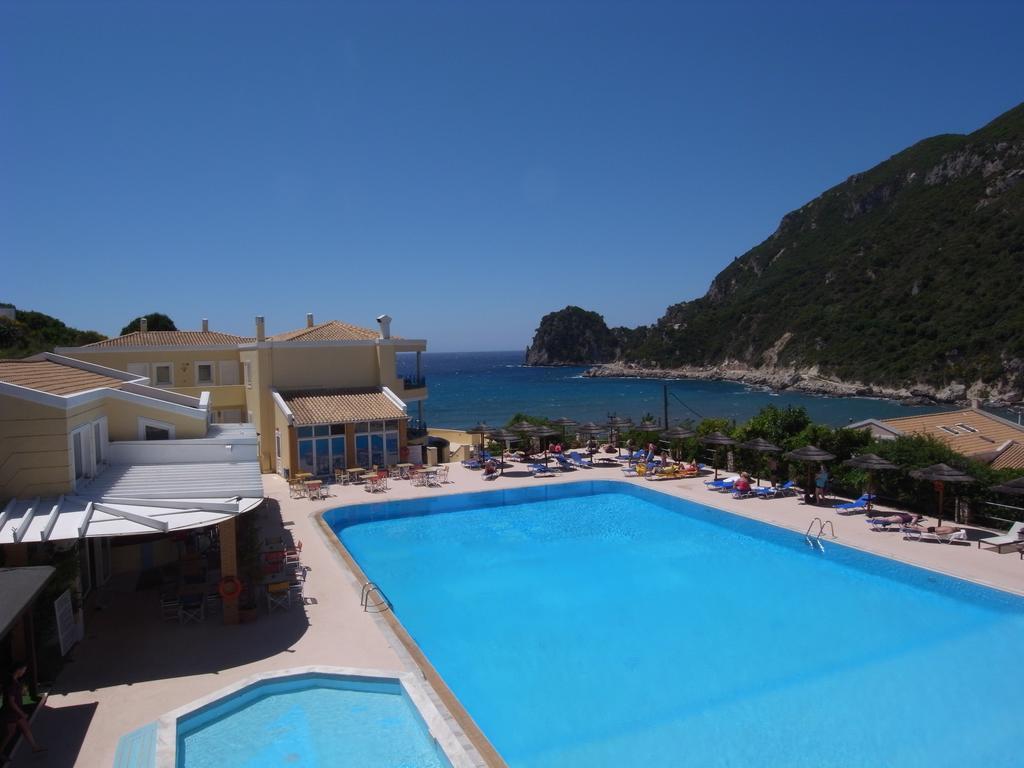 Ithea Hotel