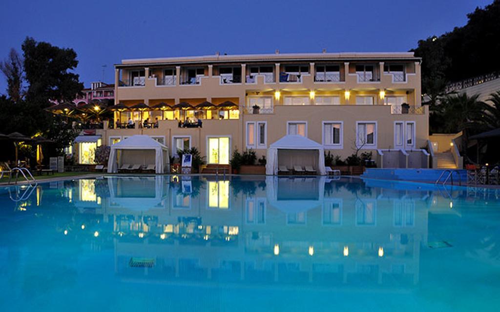 Hotel Ithea 4*