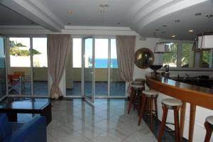 Hotel Ithea