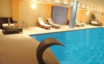 Ithea Hotel