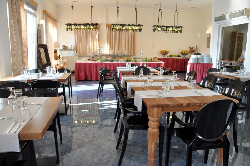 Ithea Hotel Ermones