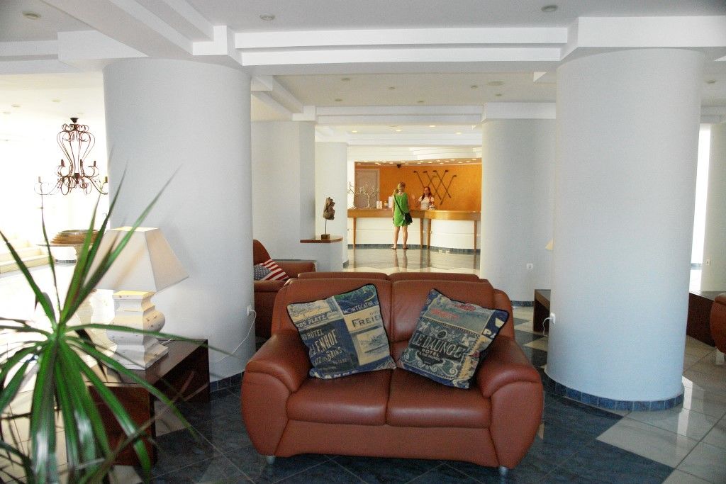 Ithea Hotel
